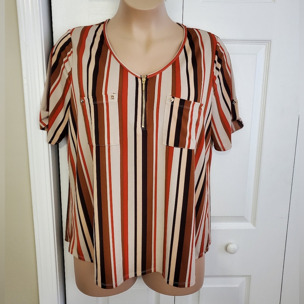 Corvia Vertical Striped Short Sleeve Blouse